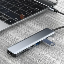 Mocaa 7-in-1 USB-C Docking Station