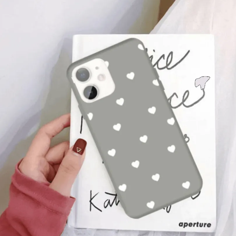 Mocaa iPhone 11 Designz Hearts Case